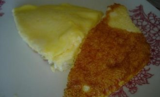 El fons del plat té una crosta bonica i apetitosa que es forma durant el procés de cocció. Tanmateix, és molt important assegurar-se que aquesta crosta no es cremi.