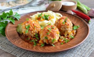 Lata kålrullar - 10 mycket goda och enkla recept med steg-för-steg-bilder