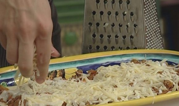 Lasagna sốt bechamel