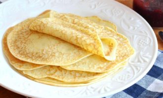 Klassiska pannkakor med mjölk