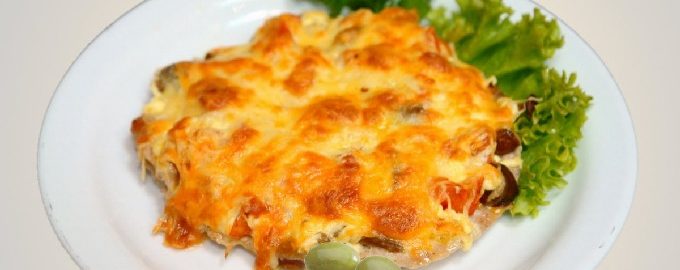 Thịt kiểu Pháp với khoai tây trong lò