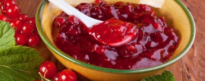 Dulceata de coacaze pentru iarna - 10 retete simple cu fotografii pas cu pas