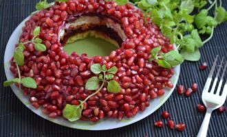 Vòng tay salad lựu