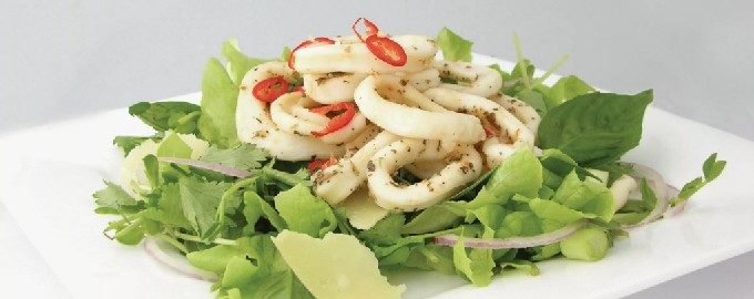 Sallad med bläckfisk