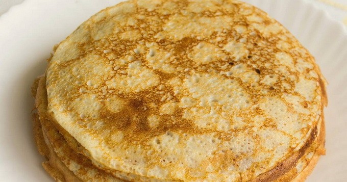 Pannkakor med sur mjölk