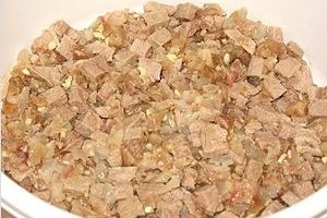 Ilagay ang karne sa ilalim ng isang pirasong baking dish o mga plato.