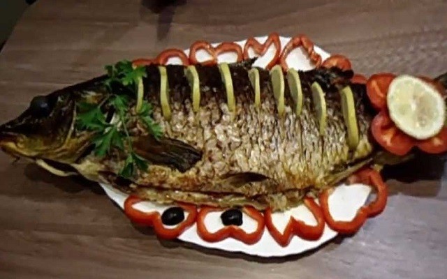 Karp bakad i ugnen