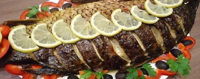 Karp bakad i ugnen
