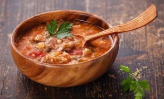 Súp Kharcho bò cổ điển