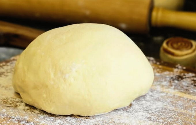 Jäst pizzadeg