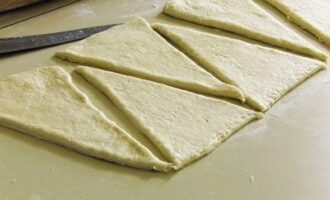 Després tallem cada capa en triangles.