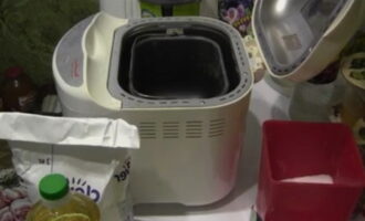 Hoe bak je heerlijk roggebrood in een broodmachine? Ik gebruik een apparaat van Mulinex.