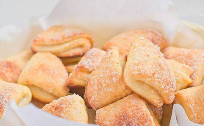 Galetes de formatge cottage Triangles amb sucre