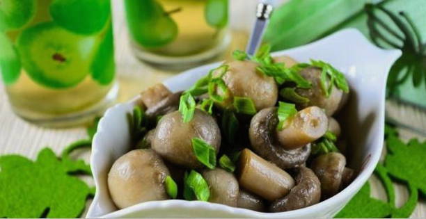 Mga adobong champignons
