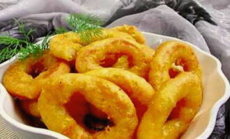Sterge inelele finite din ulei pe prosoape de hartie si apoi serveste cu legume sau orez.