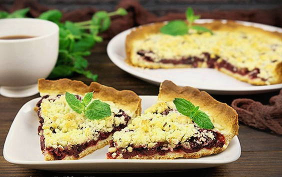 Cseresznyés pite a sütőben