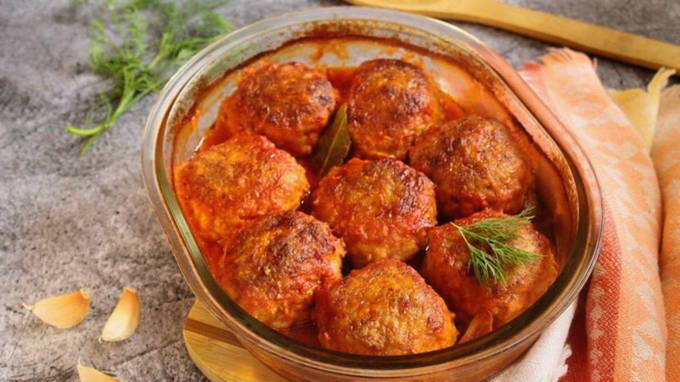Gehaktballetjes in de oven met jus