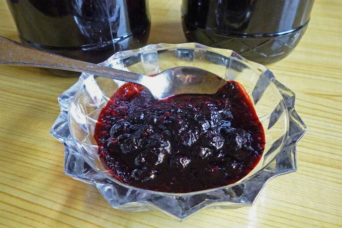 Blueberry jam para sa taglamig