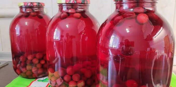 Kersencompote met pit voor de winter