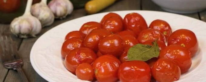 Tomaten met azijn voor de winter