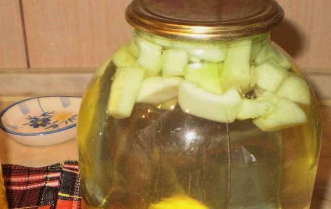 Melon compote para sa taglamig sa mga garapon