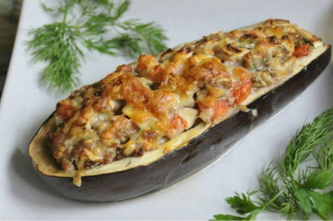 Albergínies farcides al forn