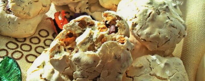 Klasikong meringue sa oven