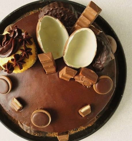 Ganache sô cô la để san phẳng và phủ bánh