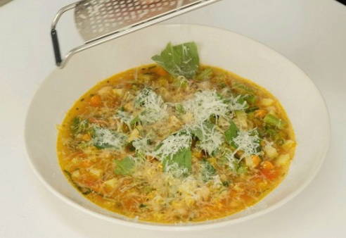 Klassisk minestronesoppa