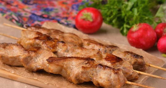 Shish kebab al forn