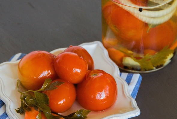 Tomàquets en gelatina per a l'hivern