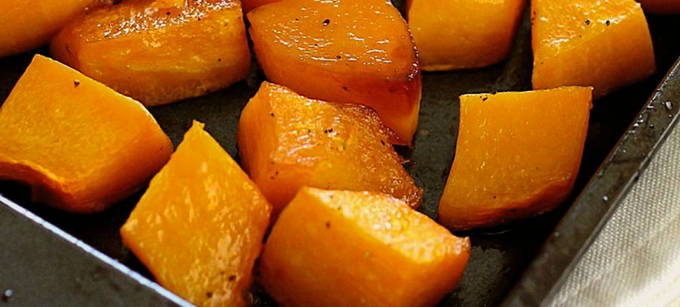Trossos de carbassa al forn