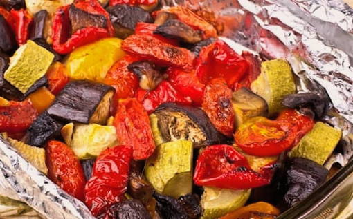 Mga gulay na inihurnong sa oven