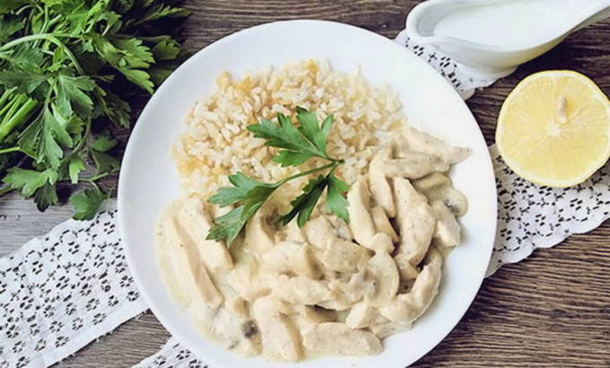Fricassea clàssica de pollastre