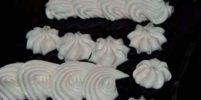 Eiwitcrème voor cake