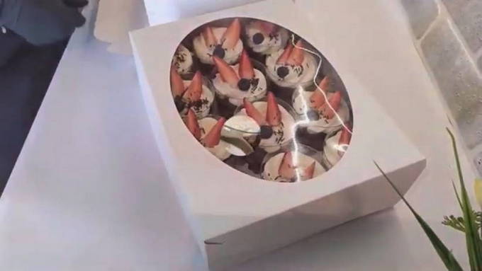 Chuyện vặt trong cốc
