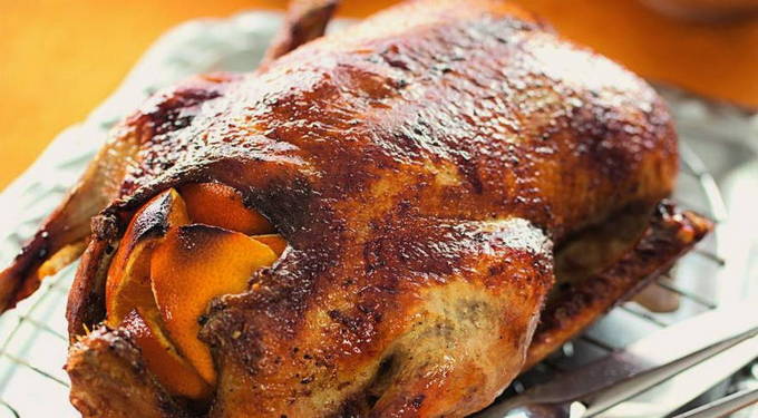 Ànec amb taronges al forn