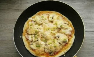 Cuini tapat durant 20 minuts i després decorem amb herbes picades. Cuini tapat durant 20 minuts i després decorem amb herbes picades.