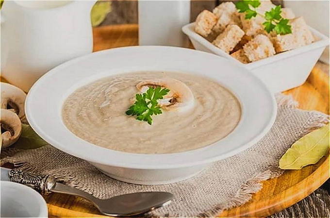 Sopa de puré de xampinyó