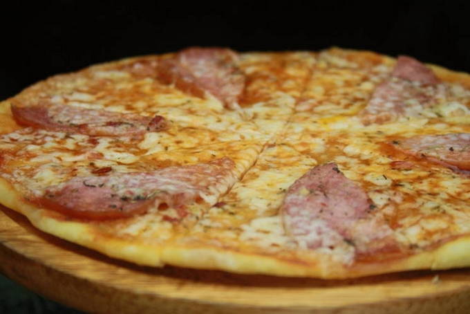 Pizza la cuptorul cu microunde