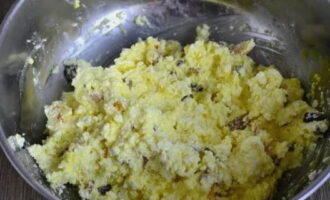 Blanda ingredienserna noggrant.