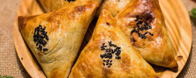 Samsa feta amb pasta de full