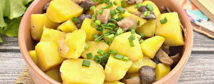 Patates amb bolets al forn