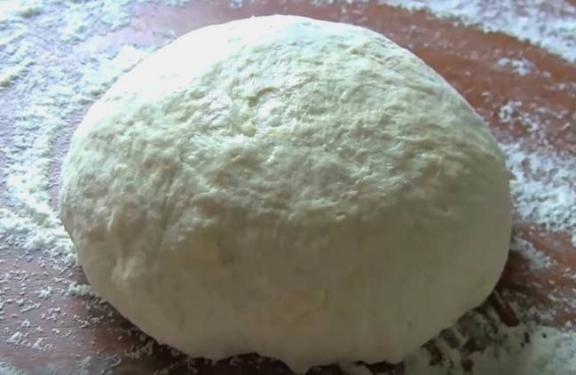 Aluat de pizza in 10 minute exact ca intr-o pizzerie