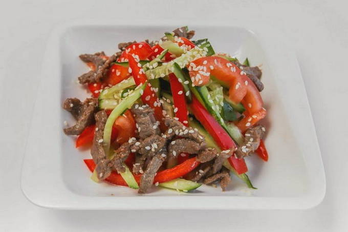 Köttsallad