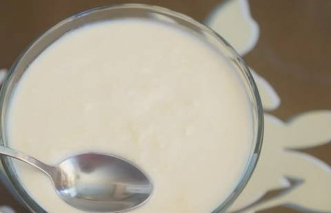 Hemlagad yoghurt