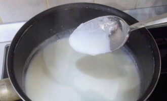 Nấu sản phẩm trong khoảng 5 - 7 phút.