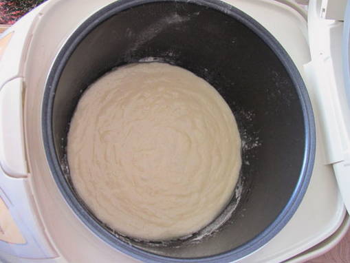 Manà amb kefir en una olla de cocció lenta
