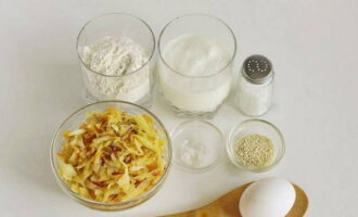 Meet voordat u begint met koken de benodigde hoeveelheid van alle componenten af. Meet voordat u begint met koken de benodigde hoeveelheid van alle componenten af.