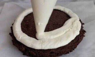Strat cu crema de branza.